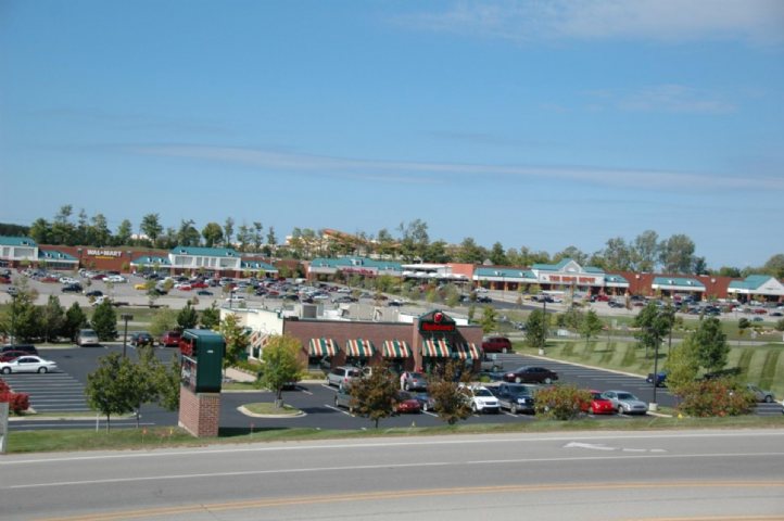 Bear Creek Plaza, Petoskey